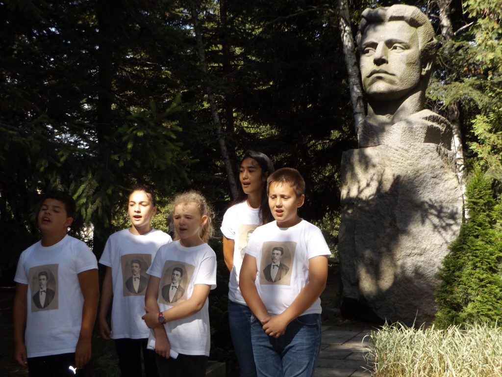 Разград отбеляза камерно 179-та годишнина от рождението ...