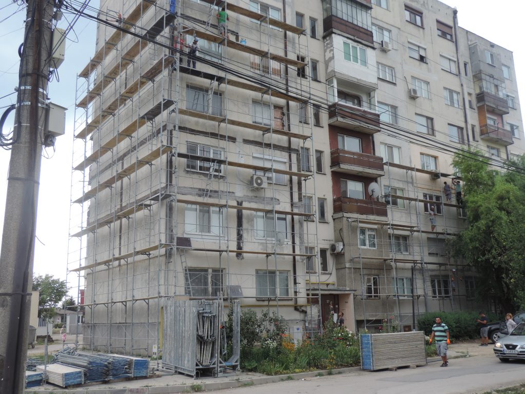Стартира санирането на първия блок в област Разград