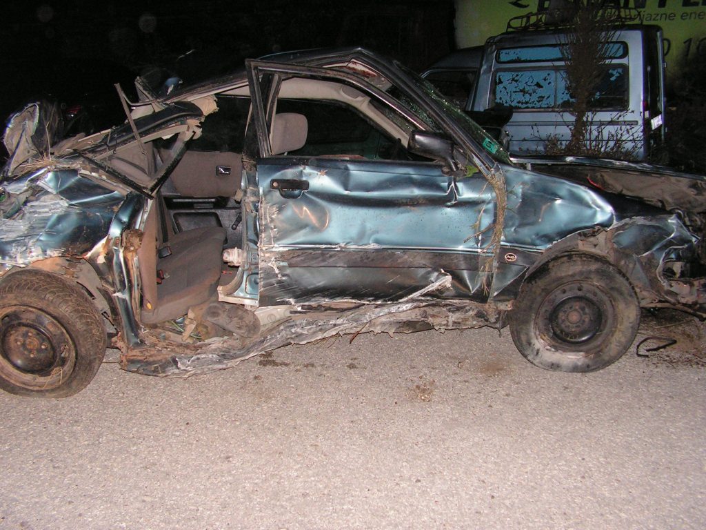 Пиян шофьор погуби спътник в катастрофа до Киченица