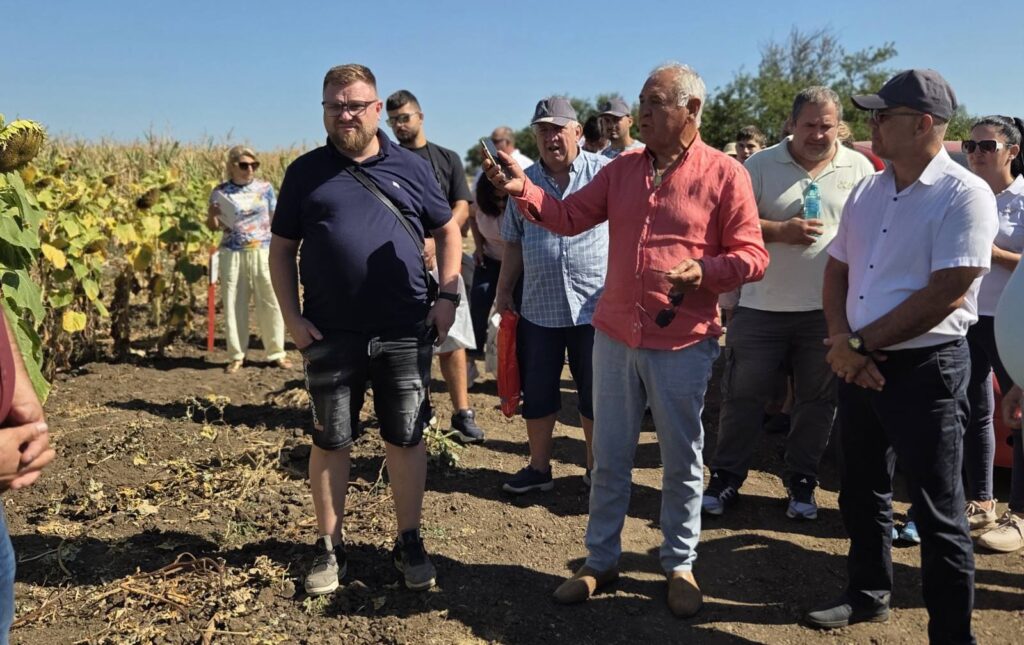 Заместник областният управител д-р Косьо Косев участв� ...